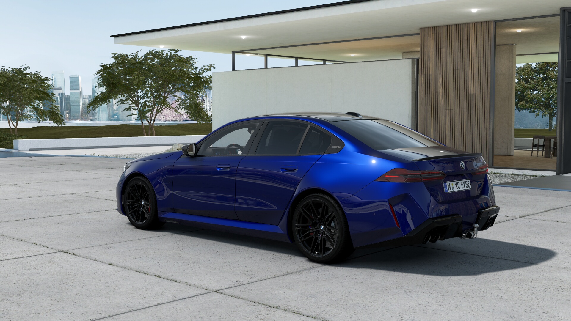 BMW M5 SEDAN | SKLADEM | NOVÝ MODEL | V8 BITURBO HYBRID | VÝKON 727 KONÍ | MODRÁ METALÍZA | ŠEDÁ KŮŽE | PERFEKTNÍ VÝBAVA | VIP SLEVA | NÁKUP ONLINE | AUTOiBUY.com